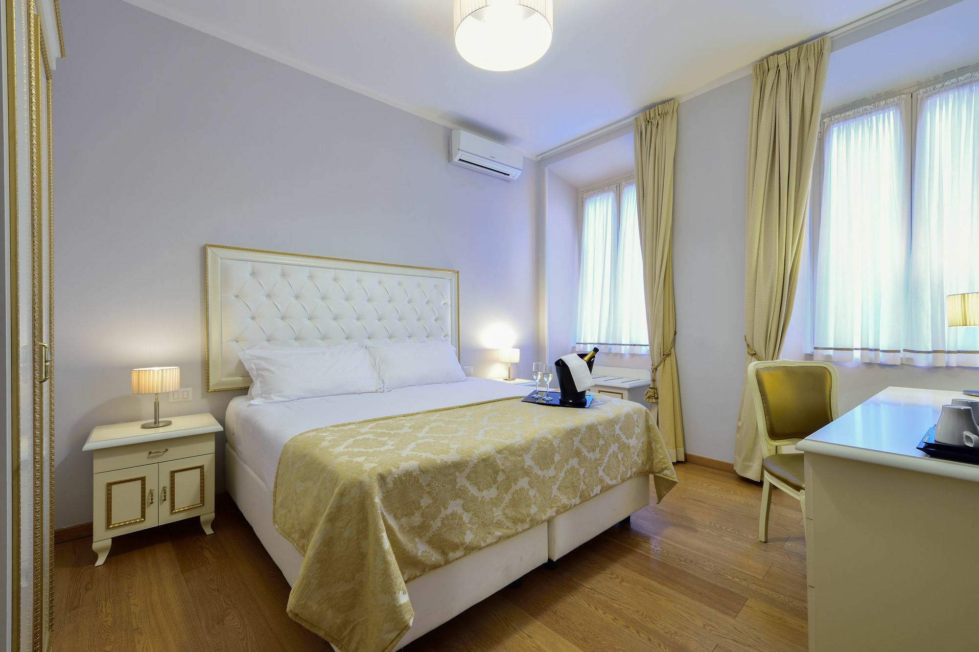 Gravina Suite Frattina Rom Exterior foto